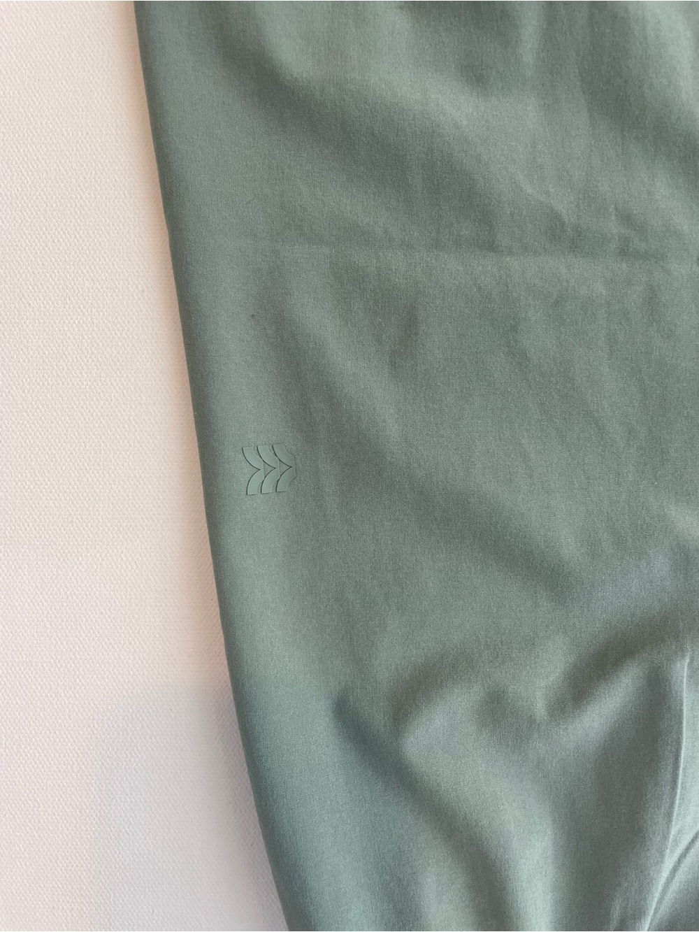 Women’s All In Motion Olive Green Cargo Jogger Pants - Picture 6 of 7